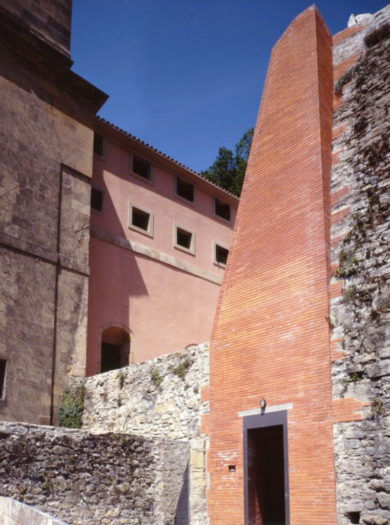 reforma del atrio del convento de santa teresa en Donostia