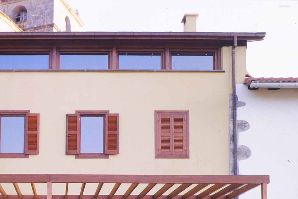 fachada de vivienda unifamiliar arquitectura rural en gipuzkoa